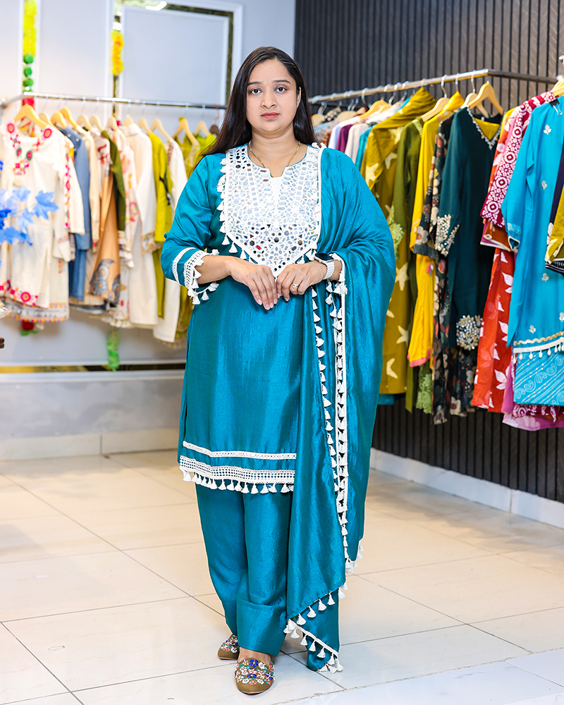 Stylish Farshi Salwar Suit